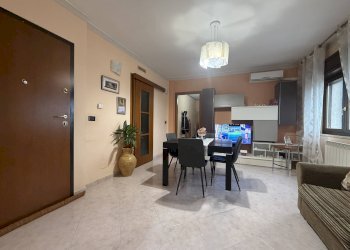 Foto 1 - Trilocale viale Magna Grecia, Catanzaro - foto 1