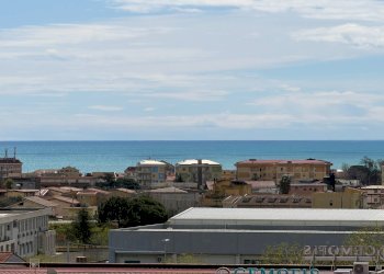 Foto 2 - Trilocale viale Magna Grecia, Catanzaro - foto 2