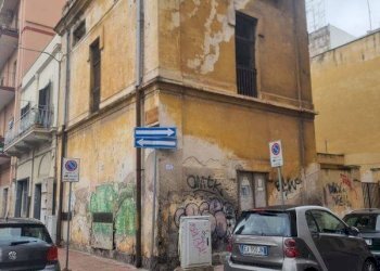 Foto 1 - Magazzino Via Livio Andronico
 
8, Taranto - foto 1