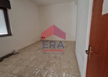 Locale - Locale Commerciale Via della Pace, Trapani - foto 8