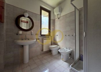 bagno - Villa a Schiera Madonna Sasso Bianco
 
15, Fiastra - foto 7