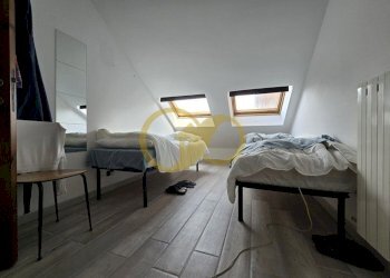 camera da letto - Villa a Schiera Madonna Sasso Bianco
 
15, Fiastra - foto 15