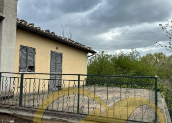 facciata - Independent house COLLINA, Castelraimondo - photo 33