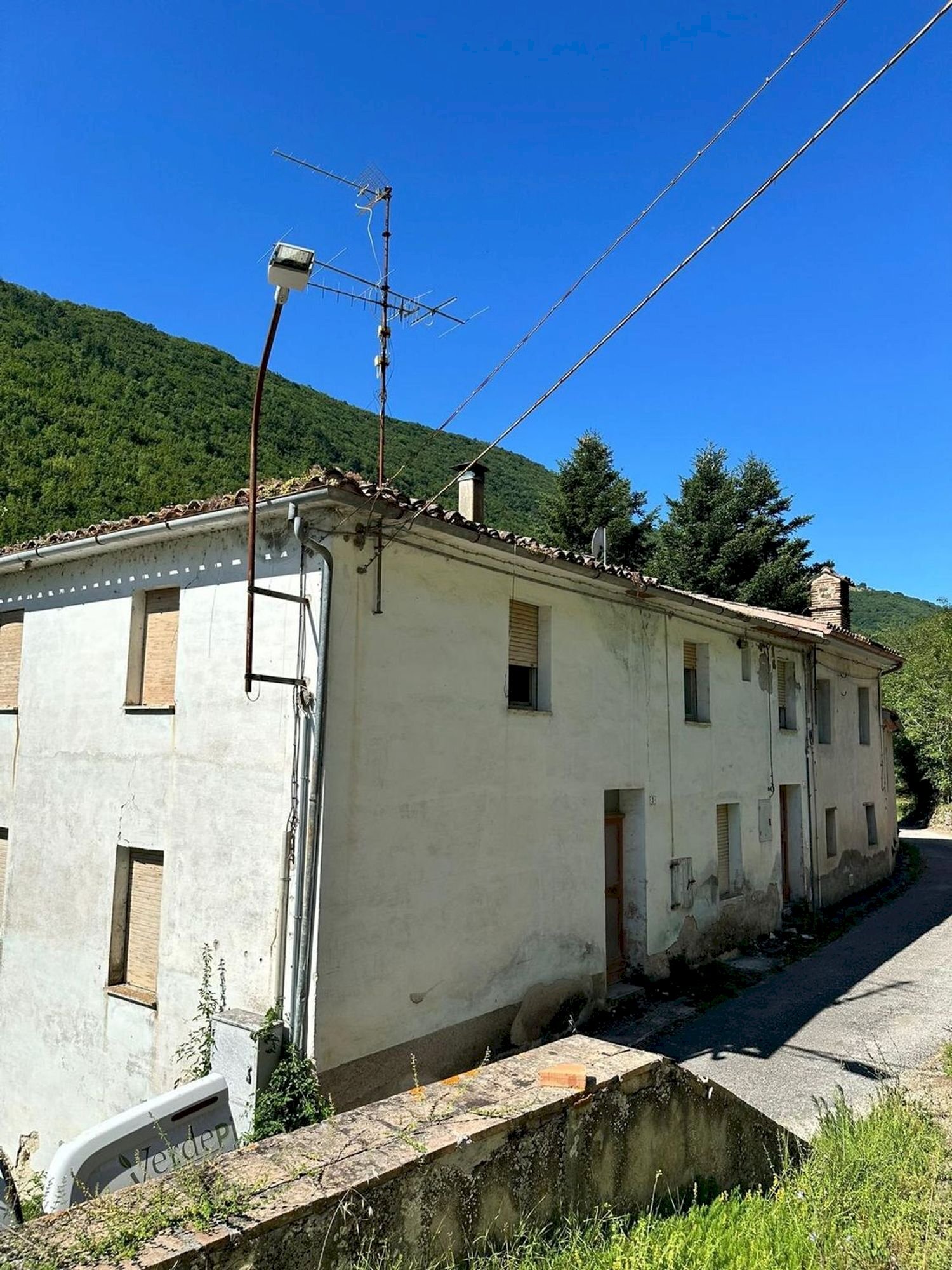 facciata - Casa indipendente Sasso marozzo, Serrapetrona - foto 1
