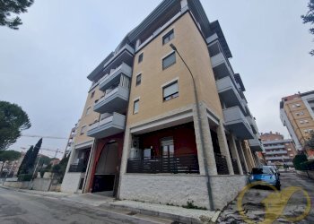 Foto 1 - Three-room apartment Via F. Brancadori, Tolentino - photo 1