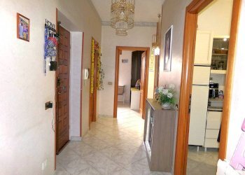 Disimpegno - Trilocale via Tevere, 1, Aprilia - foto 5