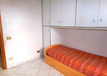 Camera da letto - Trilocale via Tevere, 1, Aprilia - foto 18