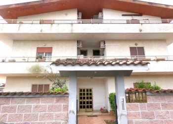 Facciata - Trilocale via Tevere, 1, Aprilia - foto 28