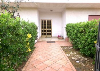 Ingresso - Trilocale via Tevere, 1, Aprilia - foto 29