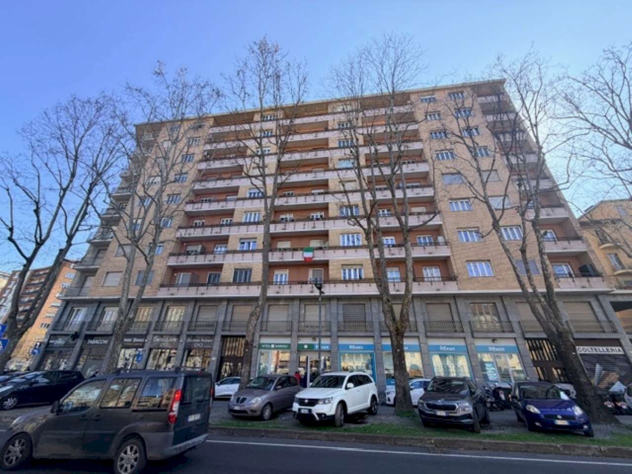 img_6190 - Trilocale corso Francia, 161, Torino (zona Pozzo Strada) - foto 1