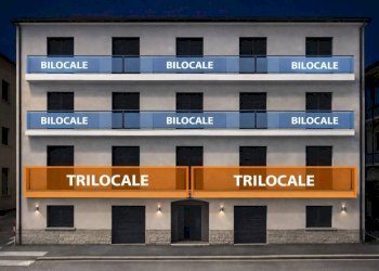 Facciata - Casa indipendente via Piave, 1, Lozza - foto 8