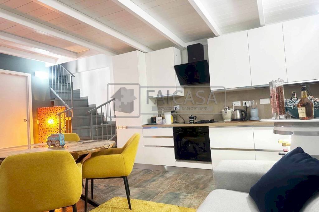 Cucina - Bilocale via Brunetta, 18, Torino (zona Cenisia) - foto 1