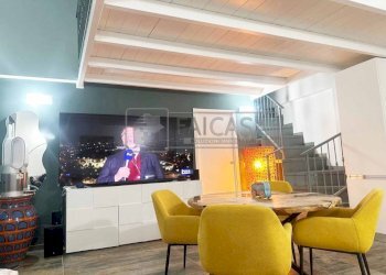 Salone - Bilocale via Brunetta, 18, Torino (zona Cenisia) - foto 2