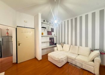 Salone - Quadrilocale vico del Dragone, 5, Genova (zona Centro Storico) - foto 5