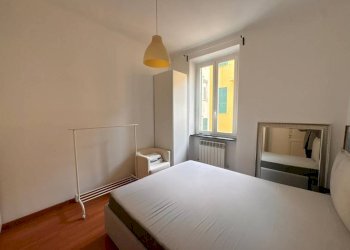 Camera da letto - Quadrilocale vico del Dragone, 5, Genova (zona Centro Storico) - foto 10