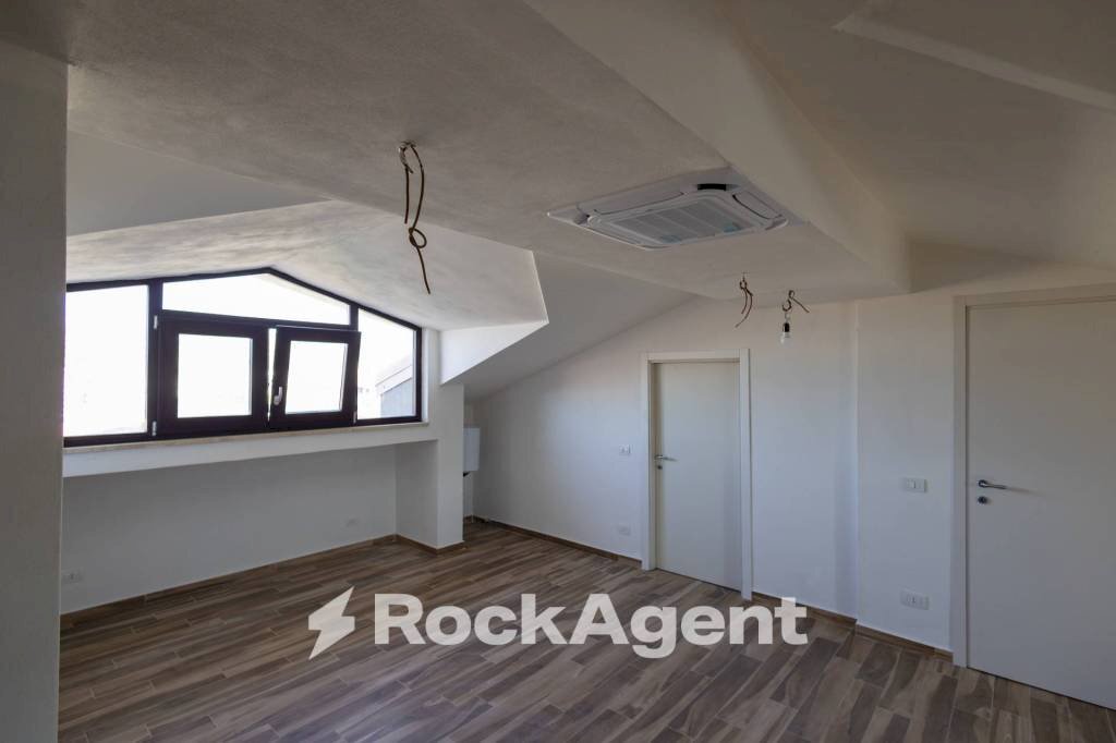 Ufficio - Attic via BISCEGLIA CATANZARO, Catanzaro - photo 3