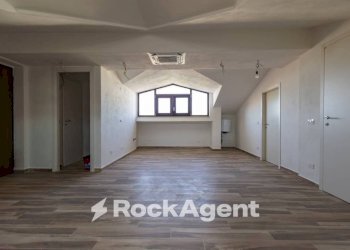 Stanza non arredata - Attico via BISCEGLIA CATANZARO, Catanzaro - foto 2