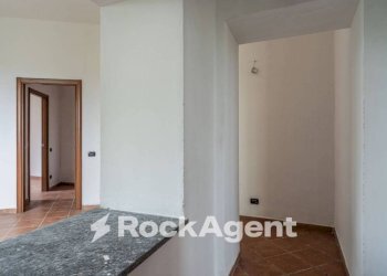Corridoio - Two-room apartment Frazione Camolino, Montesegale - photo 8