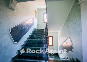 Scala - Quadrilocale via Ferdinando Galiani, 91, Catanzaro - foto 28