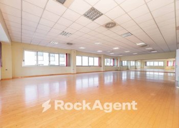 Interno non residenziale - Locale Commerciale viale Finlandia, 1, Ponte San Nicolò - foto 1