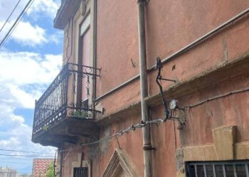 Facciata - Casa indipendente contrada Acqua del Conte, Messina - foto 7