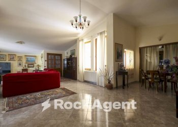 Salone - Appartamento via Gianvincenzo Gravina, 23, Catanzaro - foto 3