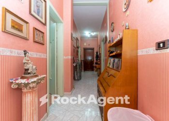 Corridoio - Three-room apartment via Federico Fellini, 18, Misterbianco - photo 13