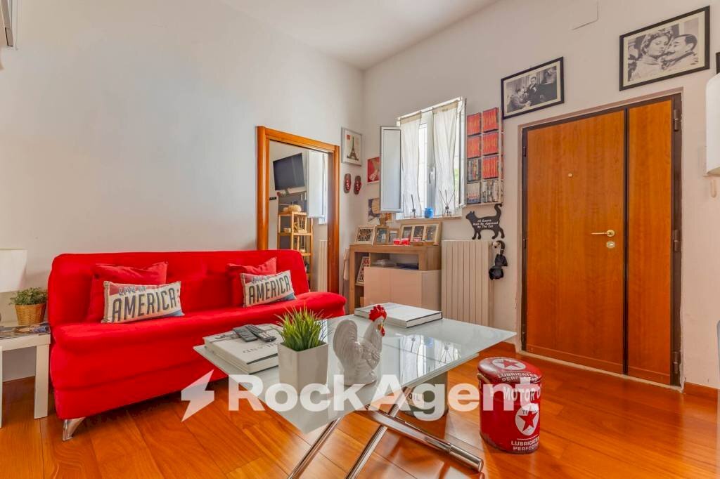 Studio - Bilocale corso Cavour, 182, Bari - foto 1