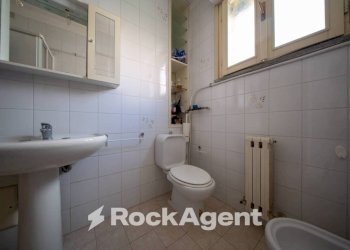 Bagno - Quadrilocale via Budapest, 10, Sassari - foto 17