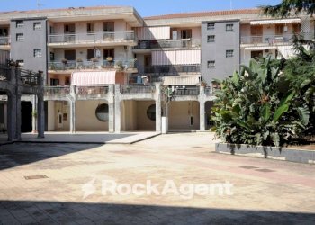 Zona - Three-room apartment via Santi Bonaccorsi, 6, Aci Catena - photo 10