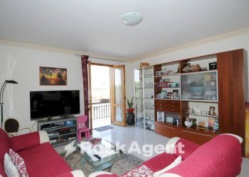 Salone - Three-room apartment via Santi Bonaccorsi, 6, Aci Catena - photo 11