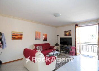 Salone - Three-room apartment via Santi Bonaccorsi, 6, Aci Catena - photo 13