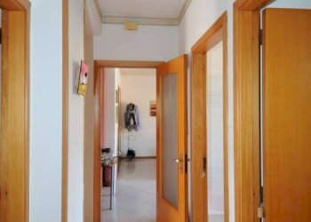 Disimpegno - Three-room apartment via Santi Bonaccorsi, 6, Aci Catena - photo 17