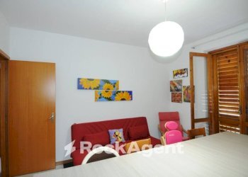 Camera da letto - Three-room apartment via Santi Bonaccorsi, 6, Aci Catena - photo 23