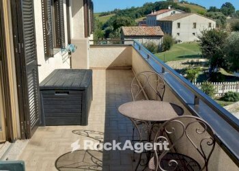 Terrazzo - Villa Frazione Sant'Apollinare, 118, Arcevia - foto 15