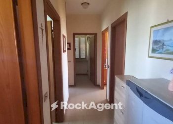 Corridoio - Villa Frazione Sant'Apollinare, 118, Arcevia - foto 20