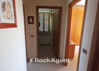 Corridoio - Villa Frazione Sant'Apollinare, 118, Arcevia - foto 33