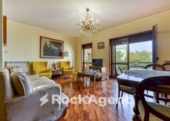 Salone - Apartment via Tito Livio, 9, Napoli (neighborhood Posillipo) - photo 5