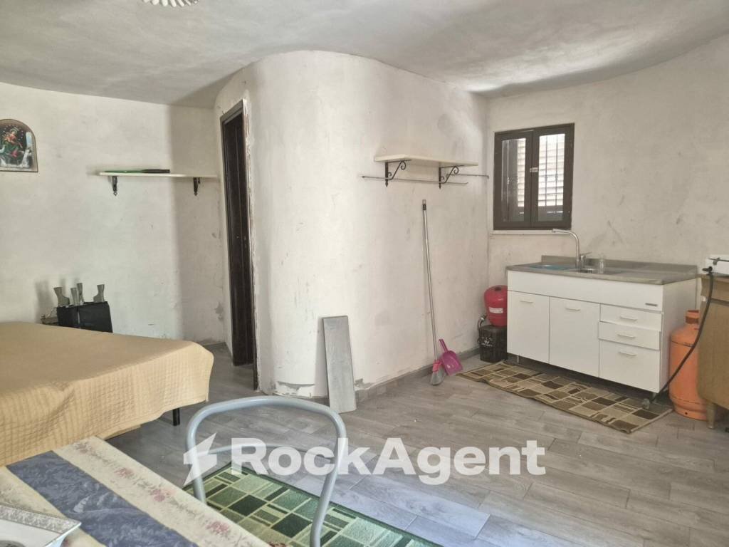 Cantina - Rustico viale Pandolfelli, Andria - foto 3