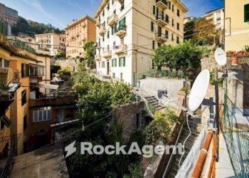 Vista - Trilocale via Leonardo Montaldo, 21, Genova (zona Marassi) - foto 26