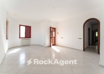 Cucina - Villa via Vampolieri, 34, Aci Catena - photo 14