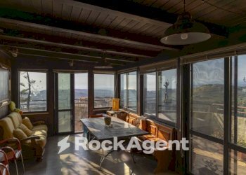 Veranda - Stable - Palace via Vincenzo D'Amato, 70, Catanzaro - photo 7