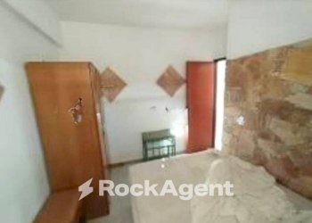 Stanza non arredata - Two-room apartment contrada Saiatine Villaggio Siena (C.da Siena), Furnari - photo 4