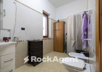 Bagno - Villa via Roberto Niederer, Soveria Simeri - foto 17