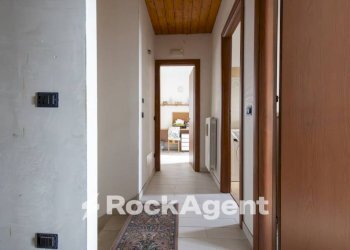 Corridoio - Villa via Roberto Niederer, Soveria Simeri - foto 18