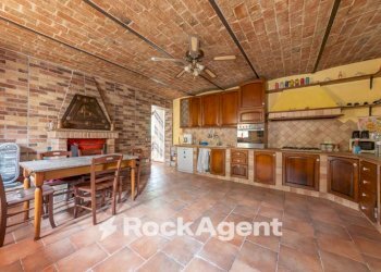 Cucina - Rustico via Vincenzo Gioberti, 3, Cornale e Bastida - foto 4