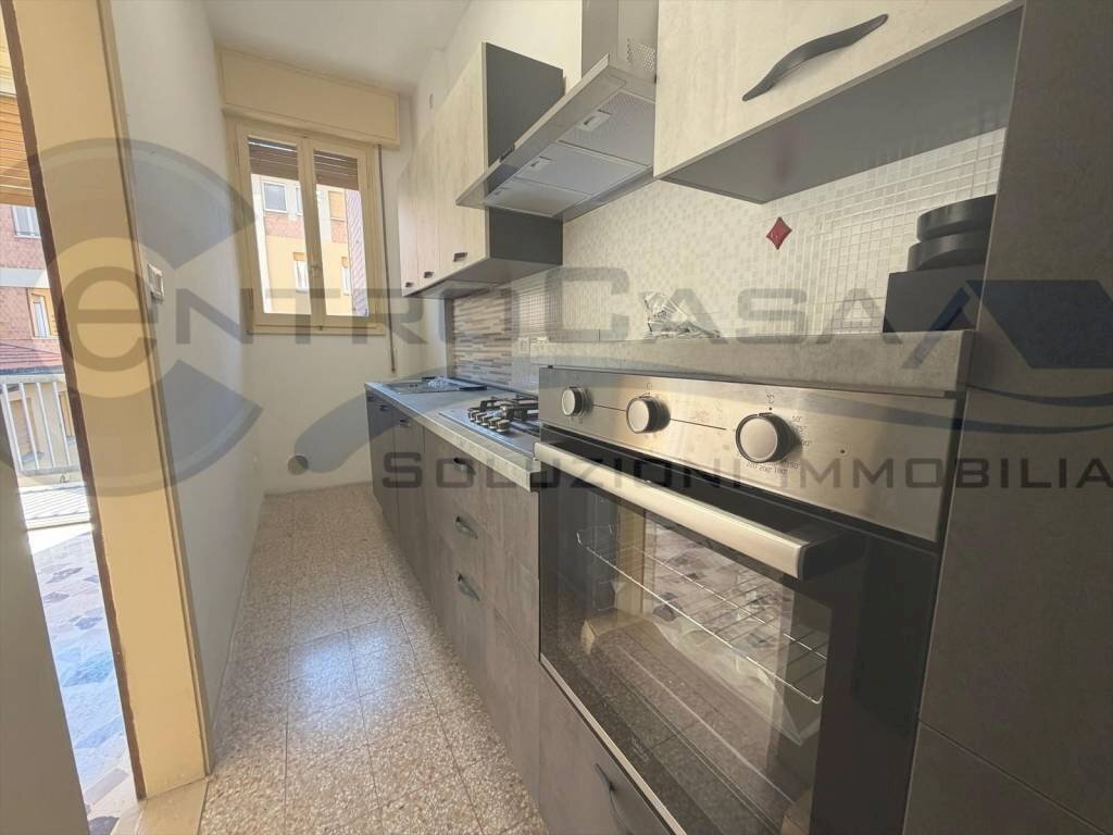 Cucina - Trilocale via Carlo Jussi, 18, San Lazzaro di Savena - foto 2