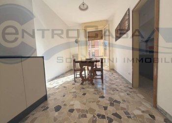 Cucina - Trilocale via Carlo Jussi, 18, San Lazzaro di Savena - foto 4