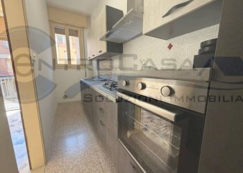Cucina - Trilocale via Carlo Jussi, 18, San Lazzaro di Savena - foto 4