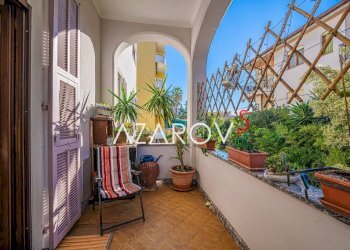 Balcone - Appartamento via Roberto, 35, Bordighera - foto 7